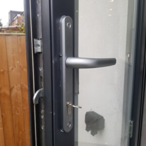 gray metalic garden double glassed door and lock001